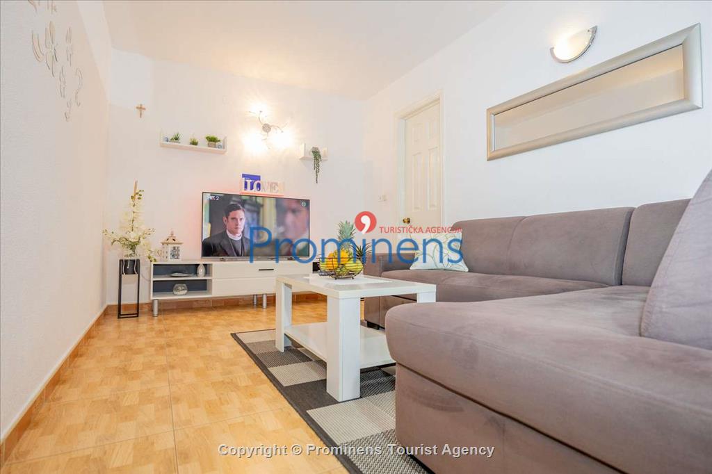 Apartman Karmela 