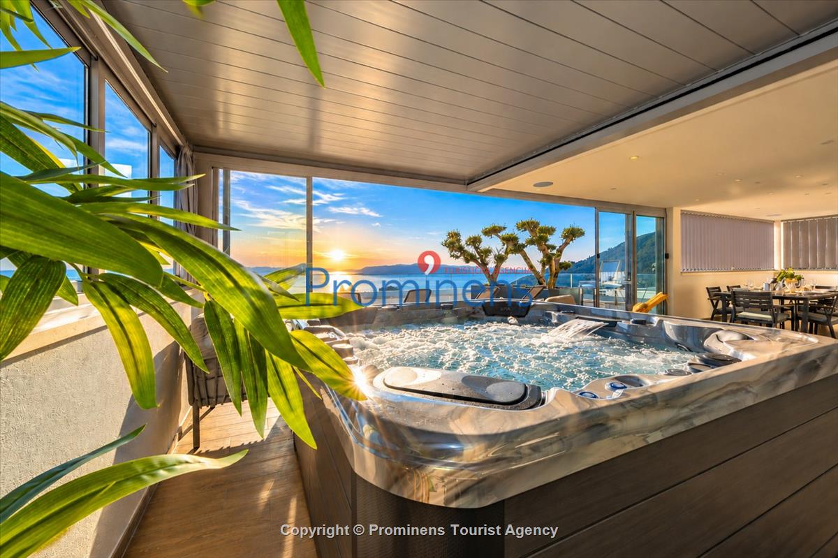 Luxury penthouse Sara Makarska