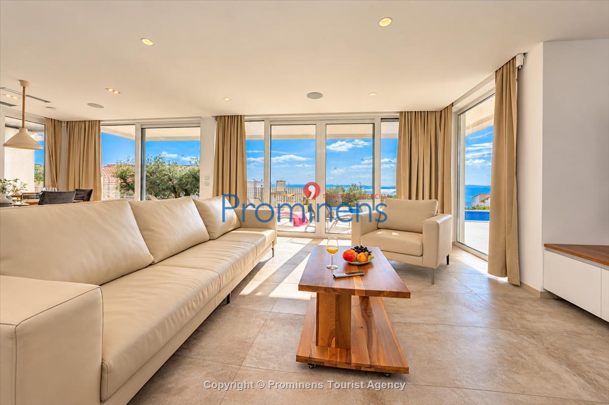 Exklusive Ferienwohnung Maja und Petra mit Pool in Makarska, 