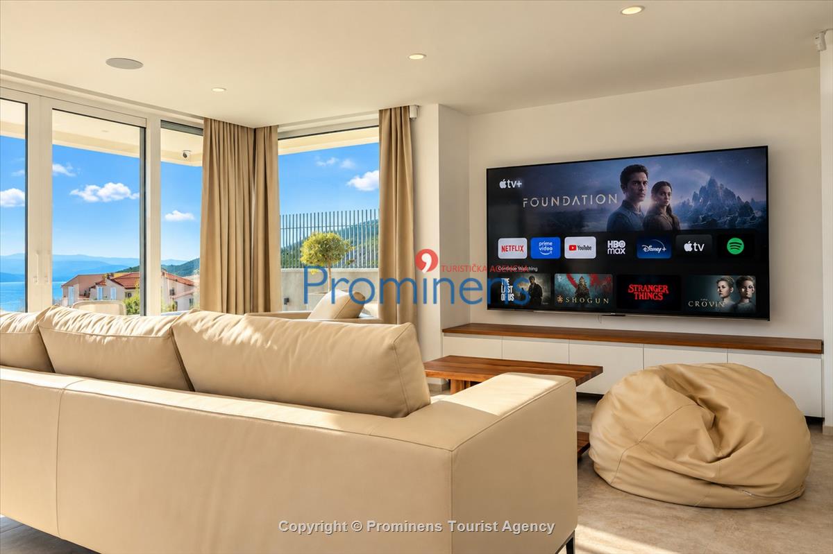 Exklusive Ferienwohnung Maja und Petra mit Pool in Makarska, 