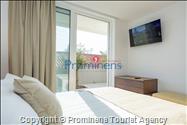 Exklusive Ferienwohnung Maja und Petra mit Pool in Makarska, 