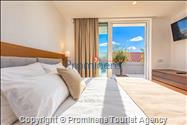 Exklusive Ferienwohnung Maja und Petra mit Pool in Makarska, 
