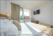 Exklusive Ferienwohnung Maja und Petra mit Pool in Makarska, 