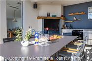 Exklusive Ferienwohnung Maja und Petra mit Pool in Makarska, 