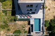 Villa Šime Brela – bazen, pogled na more, fitnes, 4 osobe