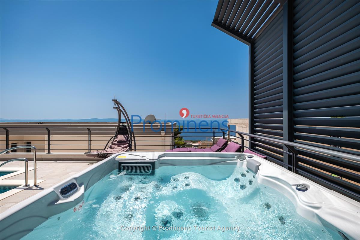 Villa Hota Makarska – Beheizter Pool, Whirlpool, Sauna, Fitnessraum, für 8 Personen
