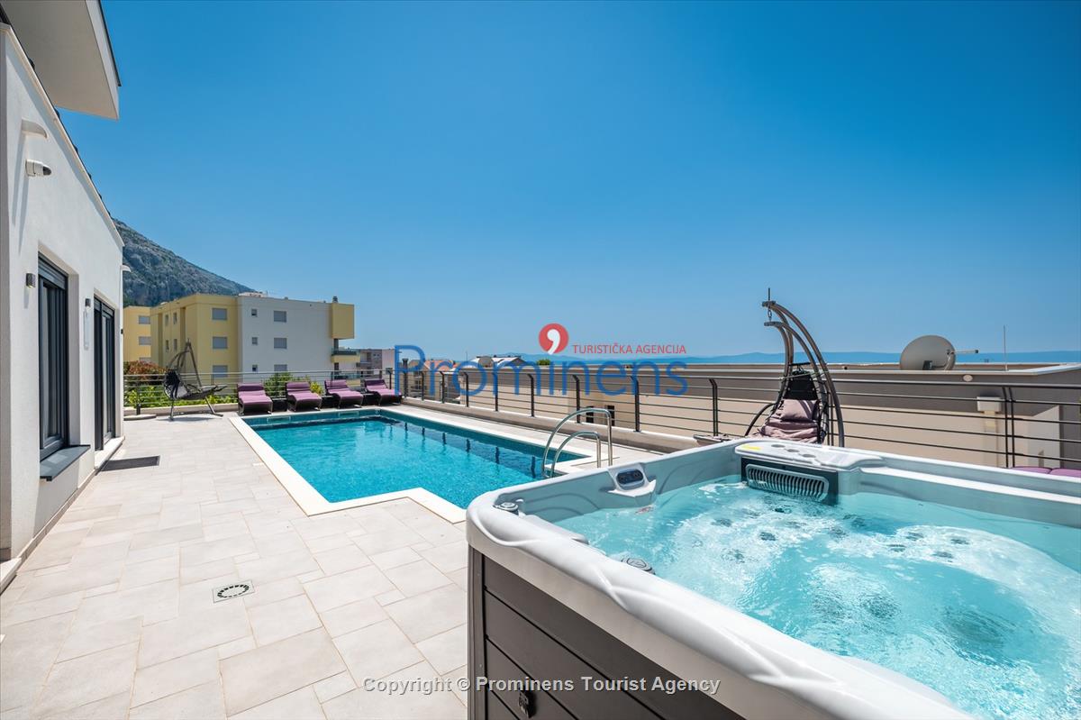 Villa Hota Makarska – Beheizter Pool, Whirlpool, Sauna, Fitnessraum, für 8 Personen