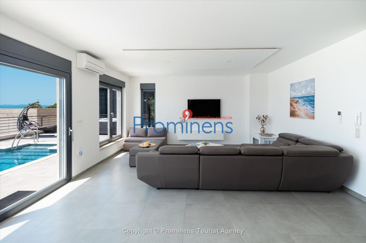 Villa Hota Makarska – Beheizter Pool, Whirlpool, Sauna, Fitnessraum, für 8 Personen