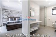 Villa Hota Makarska – Beheizter Pool, Whirlpool, Sauna, Fitnessraum, für 8 Personen