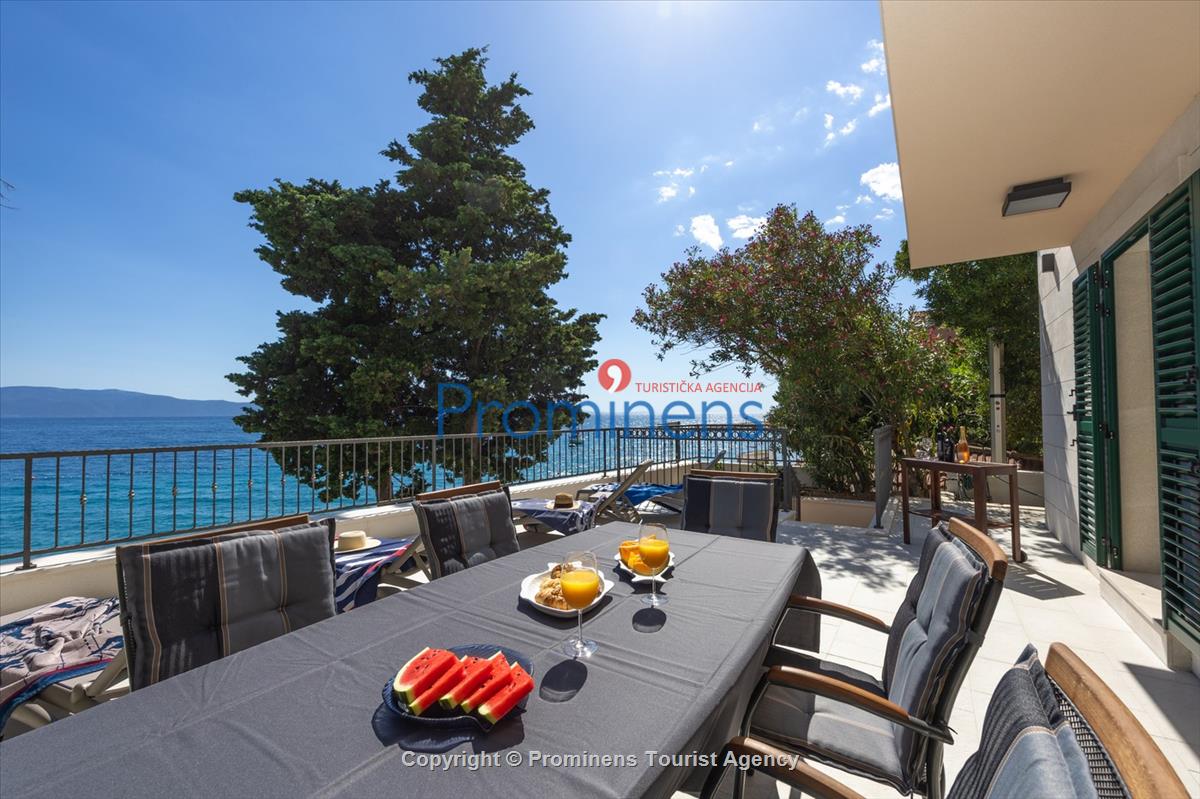 Strandhaus Podaca – 4 Schlafzimmer, 2 Familien, direkter Meereszugang, Makarska Riviera