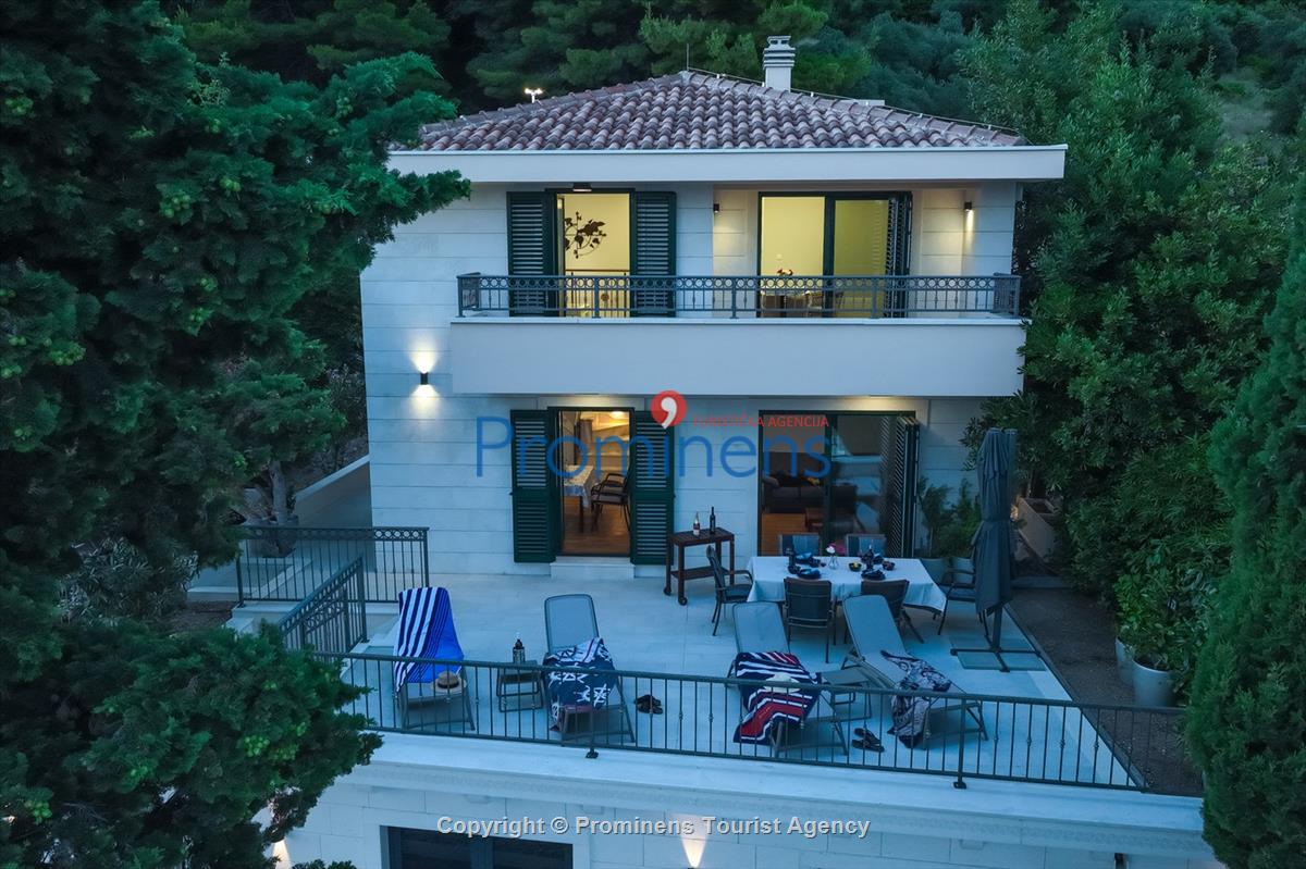 Strandhaus Podaca – 4 Schlafzimmer, 2 Familien, direkter Meereszugang, Makarska Riviera