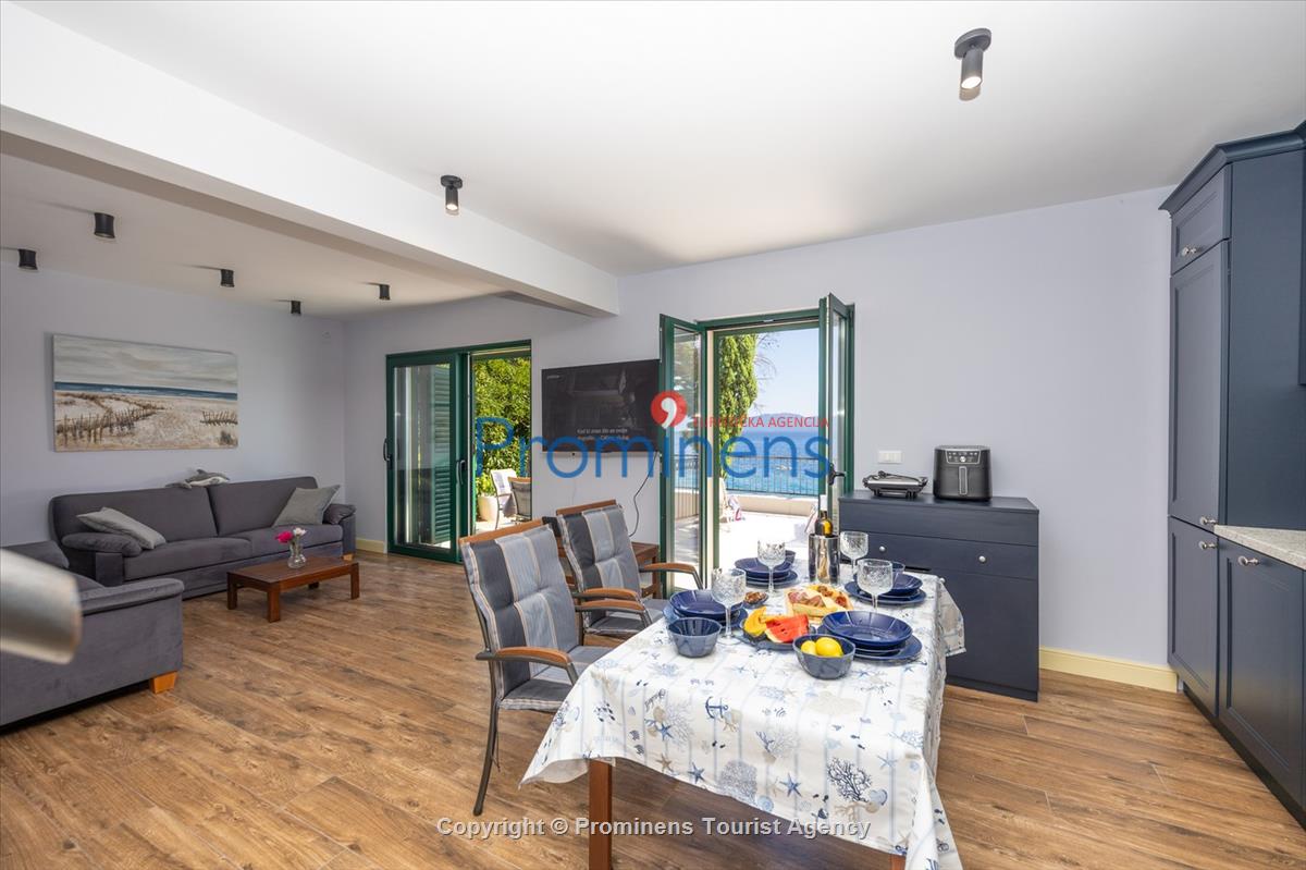 Strandhaus Podaca – 4 Schlafzimmer, 2 Familien, direkter Meereszugang, Makarska Riviera