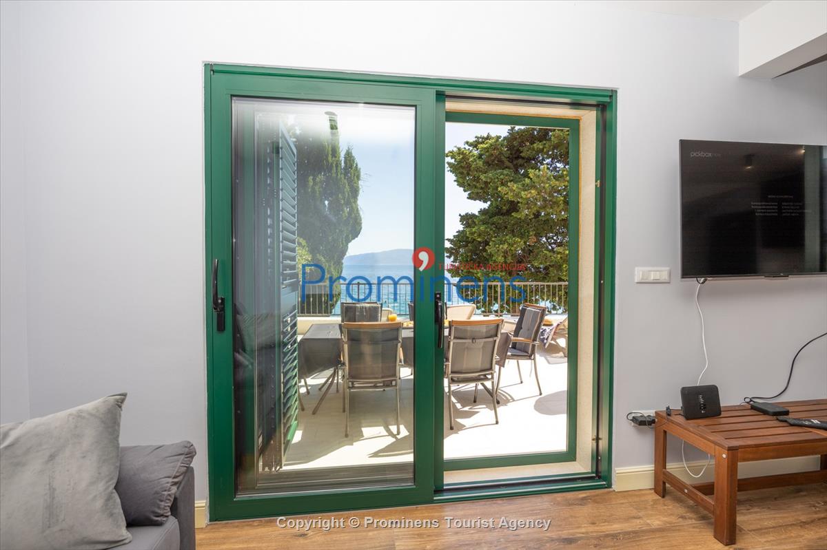 Strandhaus Podaca – 4 Schlafzimmer, 2 Familien, direkter Meereszugang, Makarska Riviera