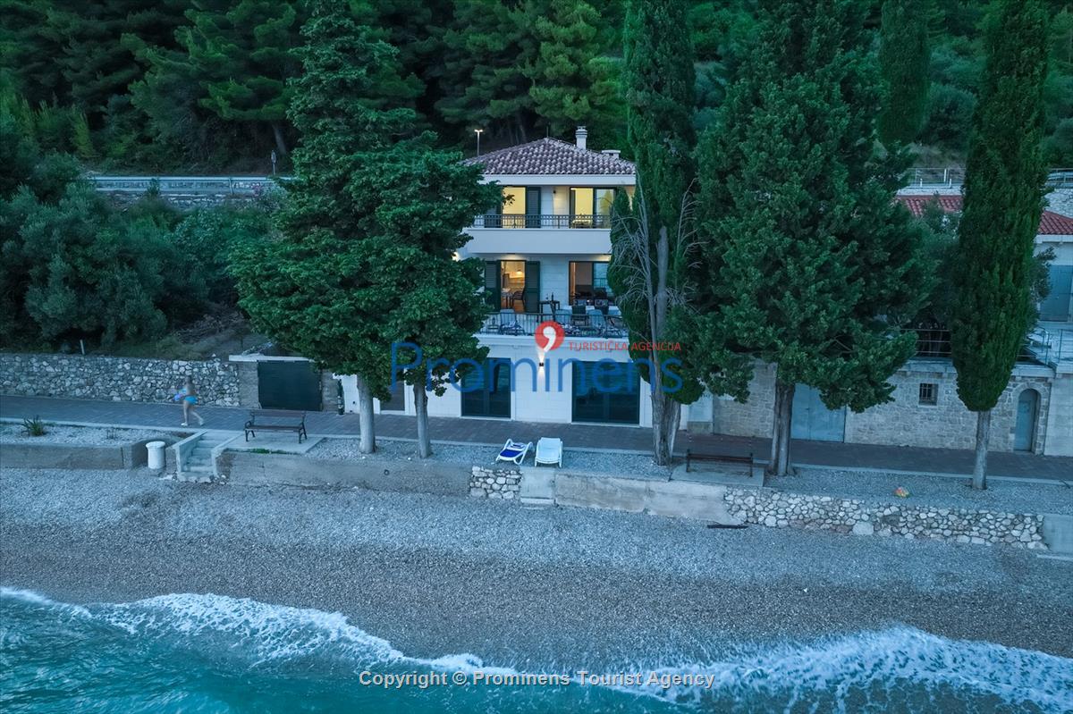 Strandhaus Podaca – 4 Schlafzimmer, 2 Familien, direkter Meereszugang, Makarska Riviera