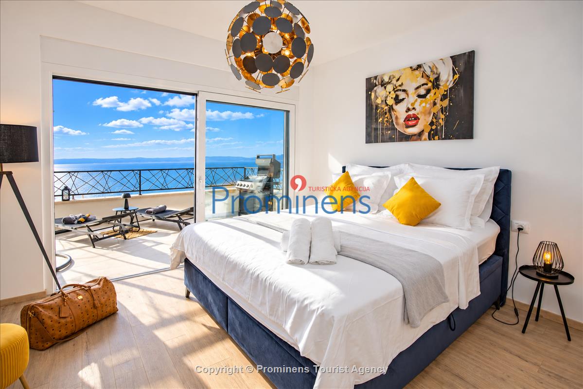 Penthouse Helena in Makarska – Exklusive Ferienwohnung mit Meerblick und Whirlpool