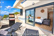 Penthouse Helena in Makarska – Exklusive Ferienwohnung mit Meerblick und Whirlpool