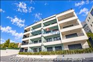 Penthouse Helena in Makarska – Exklusive Ferienwohnung mit Meerblick und Whirlpool