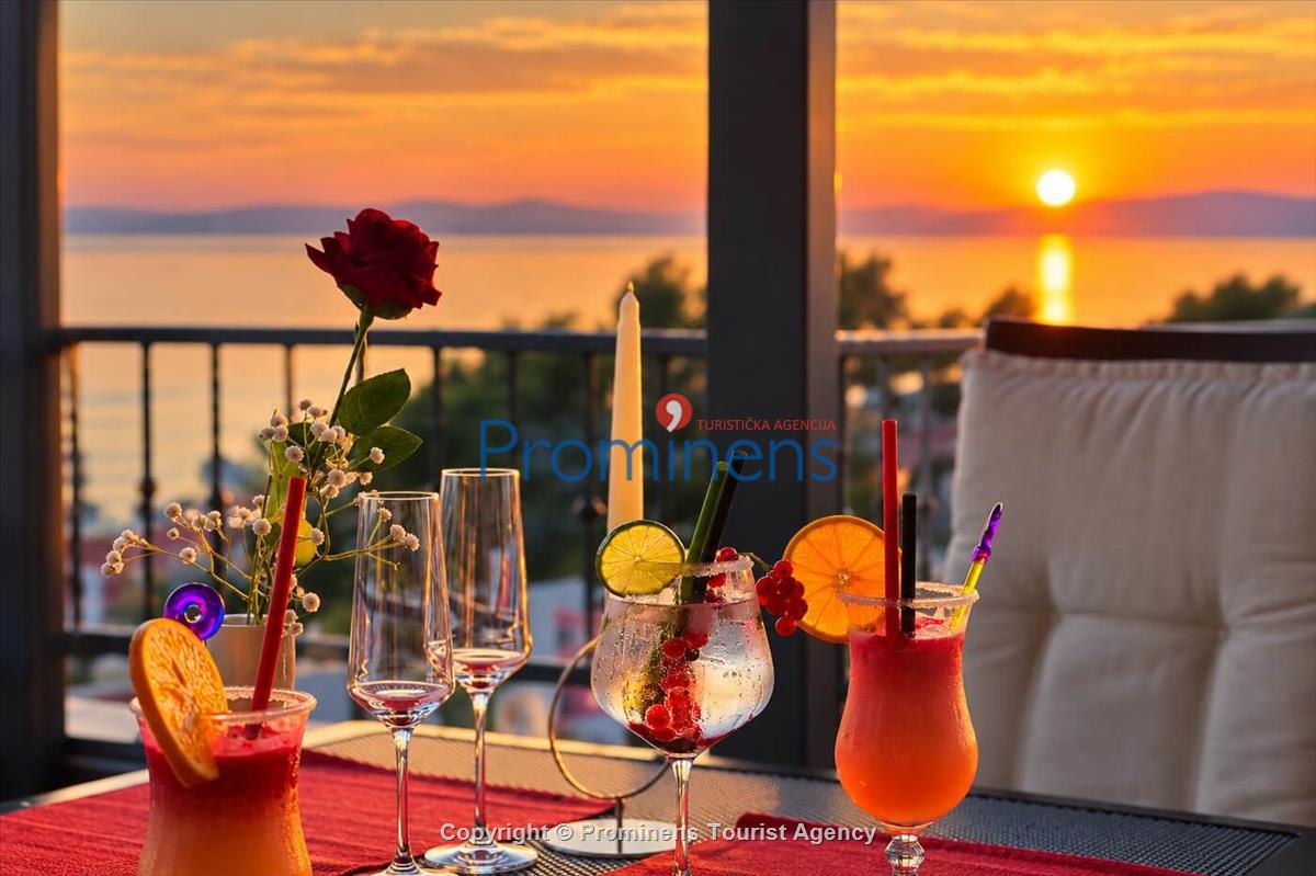 Penthousewohnung mit Whirlpool & Meerblick, Makarska – 6 Gäste, 3 Schlafzimmer