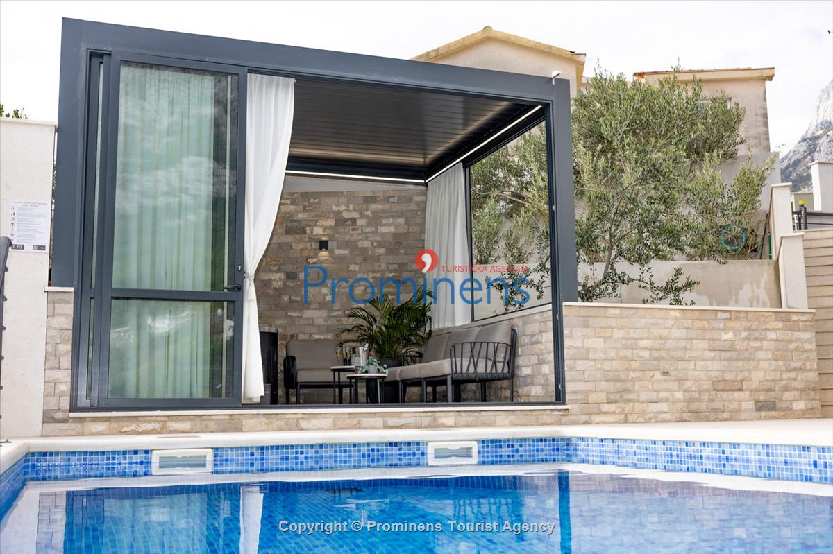 Ferienhaus Villa Oscar in Makarska mit beheiztem Pool, Whirlpool, Terrasse und Meerblick- ruhiger Familienurlaub