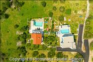 Modernes Ferienhaus Blue Stone mit beheiztem Pool in Zaostrog  Makarska Riviera,  Familienurlaub in Kroatien
