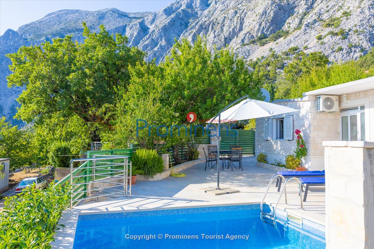 Holiday home Giran