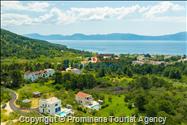  Ferienhaus mit beheiztem Pool und drei Schlafzimmern an der atemberaubenden Makarska Riviera in Kroatien